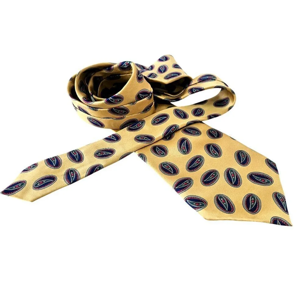 Kuppenheimer Premier Edition 90s Gold Silk Necktie Navy Blue Paisley 3.75